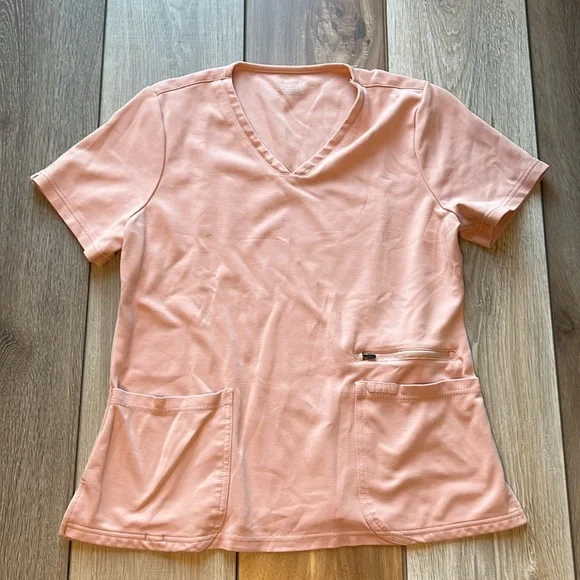 Jaanuu scrub set lightly used size large top size medium pants - Picture 6 of 8